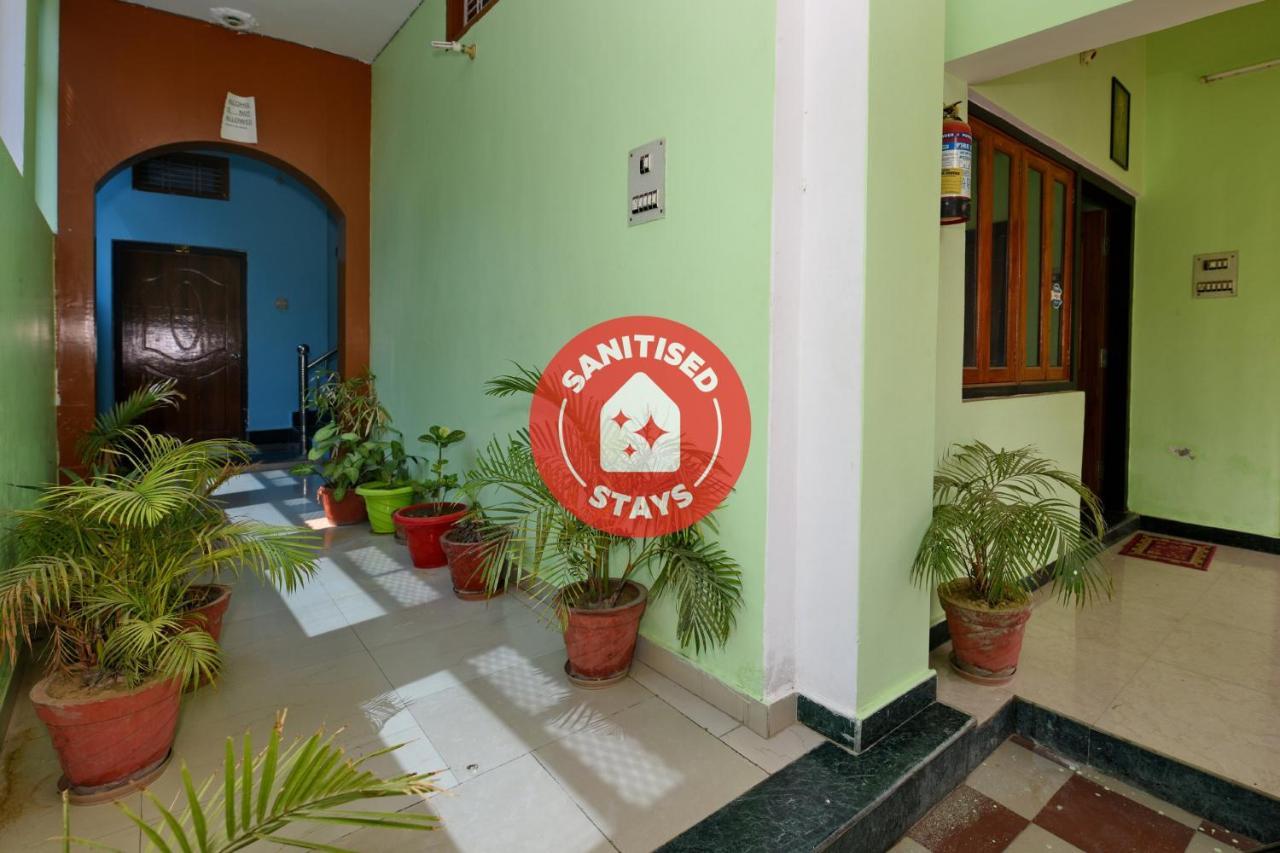 Oyo 4409 Hotel Chaitanya Inn Varanasi Ngoại thất bức ảnh