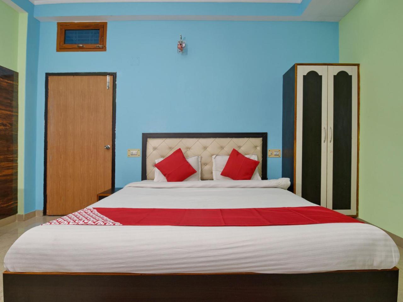 Oyo 4409 Hotel Chaitanya Inn Varanasi Ngoại thất bức ảnh